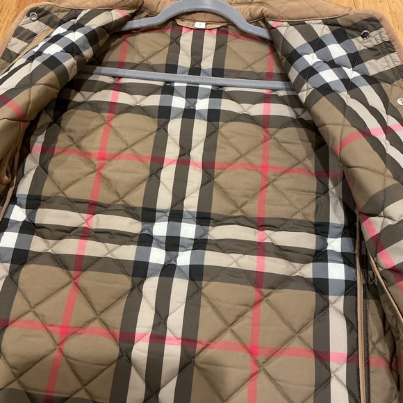 NWOT Burberry Women Quilted Jacket in Tan, Size XS - Picture 11 of 12